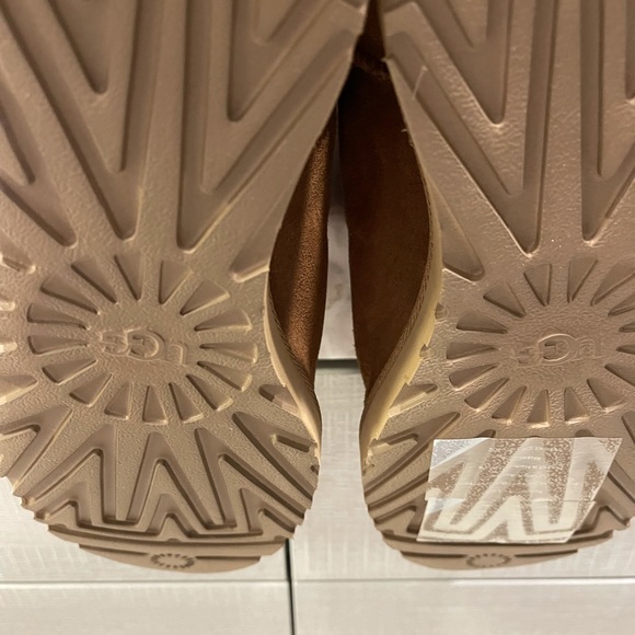 Brand new UGG wedge over knee boots - Picture 4 of 4